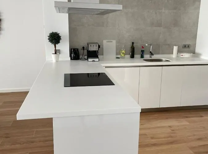 Modern 2 Beds In