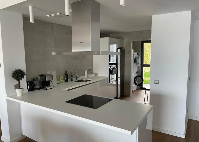 Modern 2 Beds In *